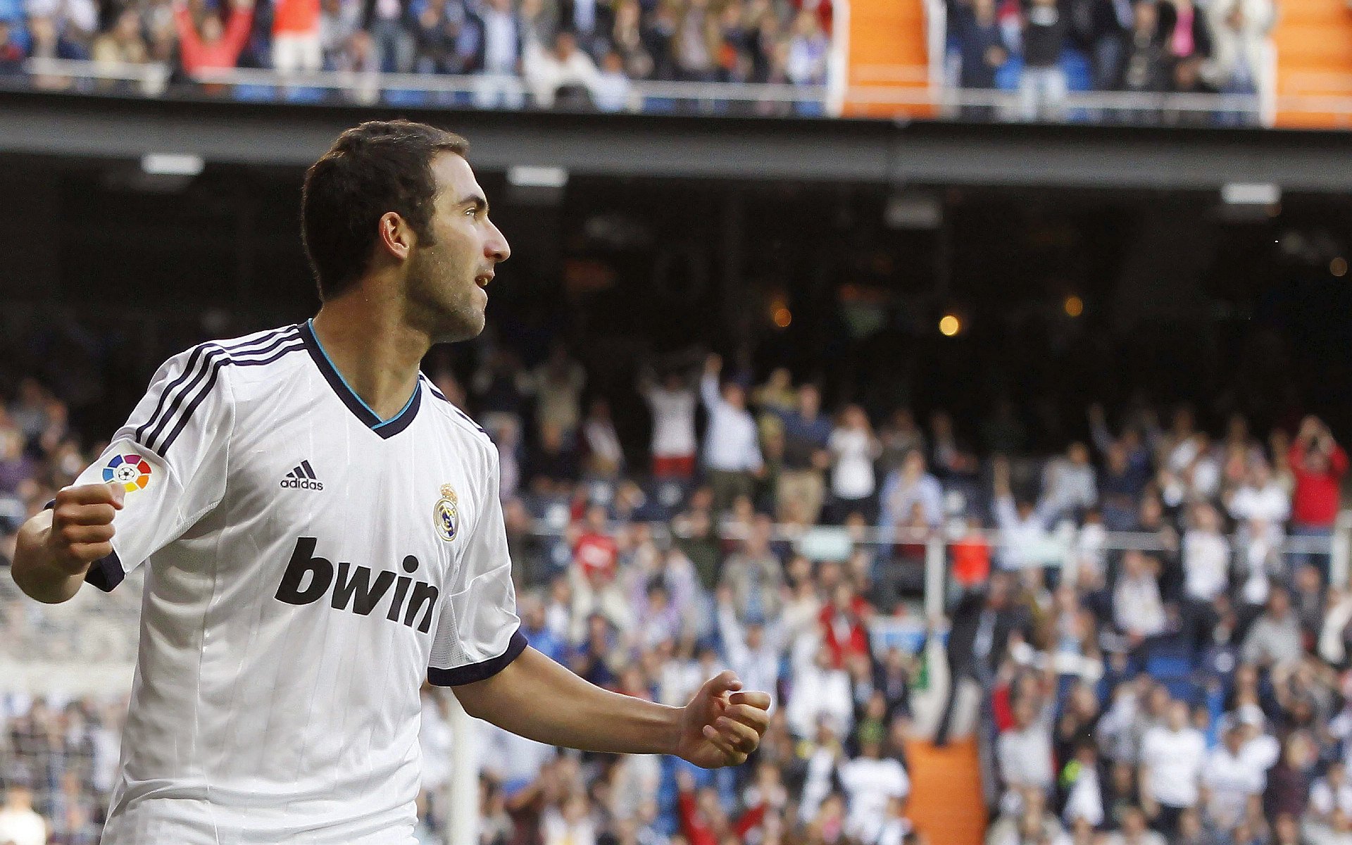 巴萨客场1-1战平塞尔塔，积分榜领先优势扩大